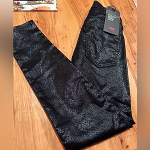 Levi’s premium mile high super skinny pants sz26